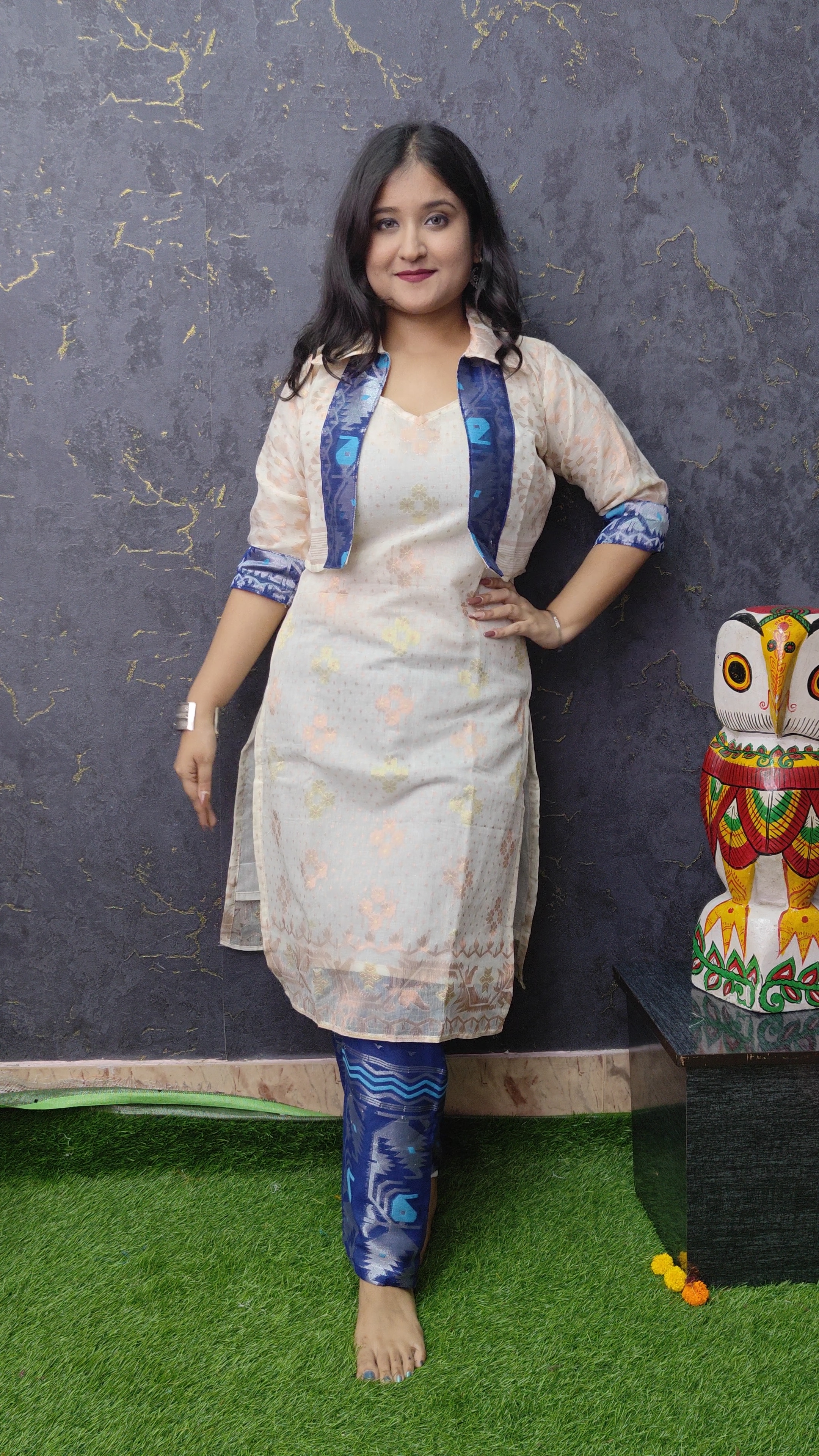 Jamdani Kurti, Pant & Shrug | White Neavy Blue | JKPS 03